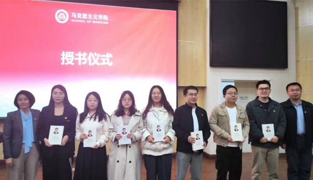 艾弗森贝博ballbet官网召开全体学生大会6.jpg